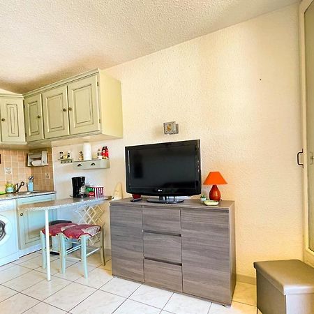 Bright Apartment With Pool Frejus Ngoại thất bức ảnh