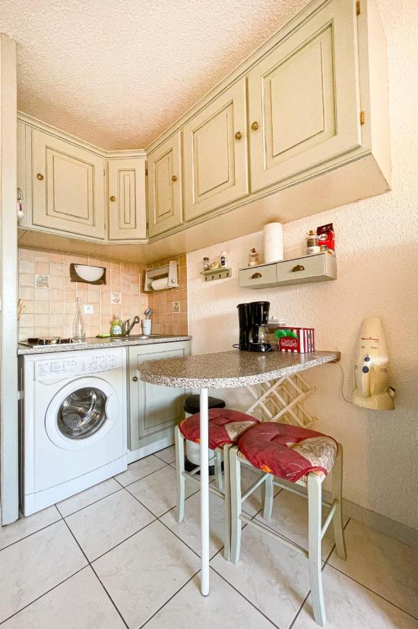 Bright Apartment With Pool Frejus Ngoại thất bức ảnh